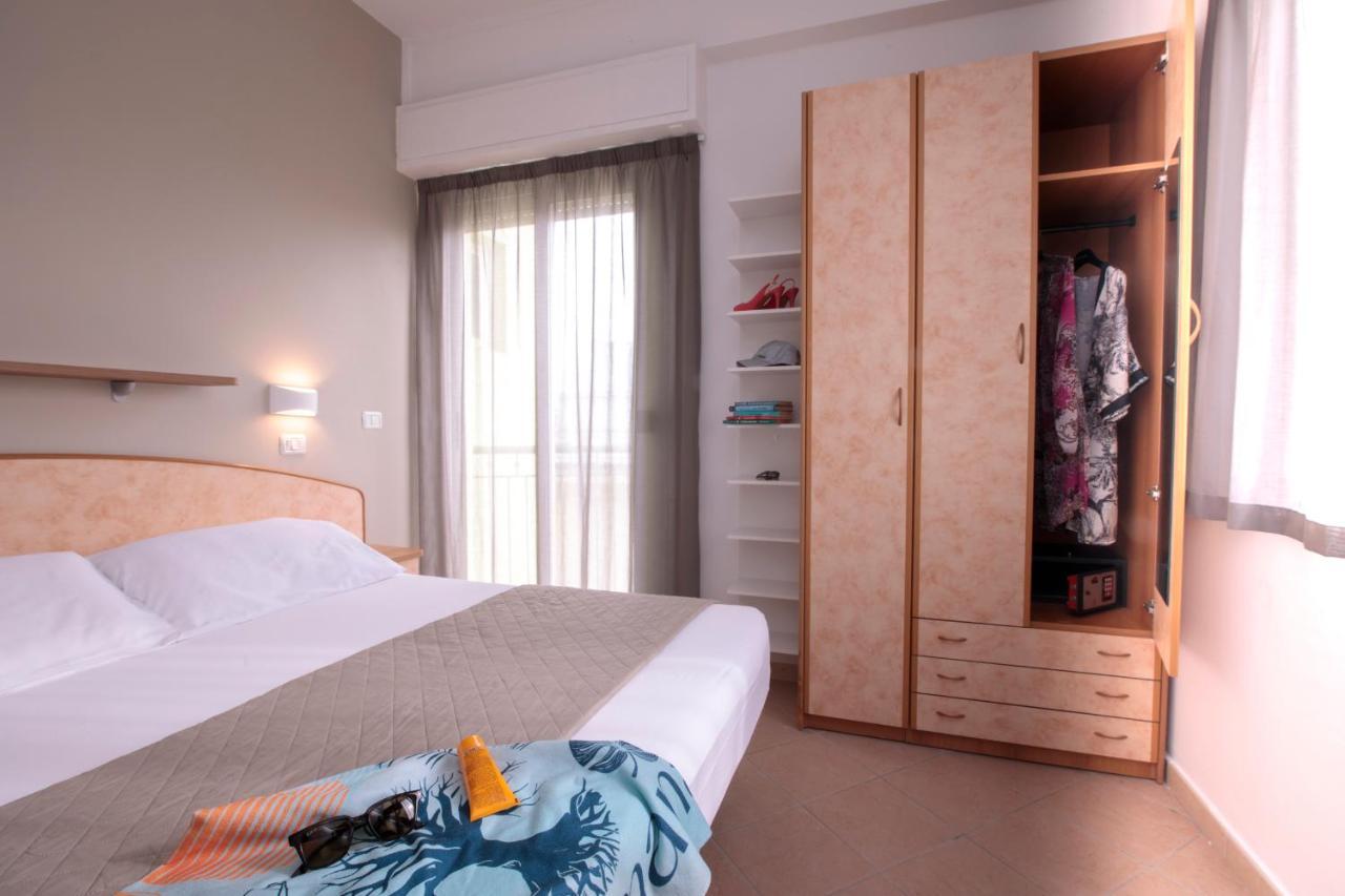 Hotel Holland Rimini Luaran gambar