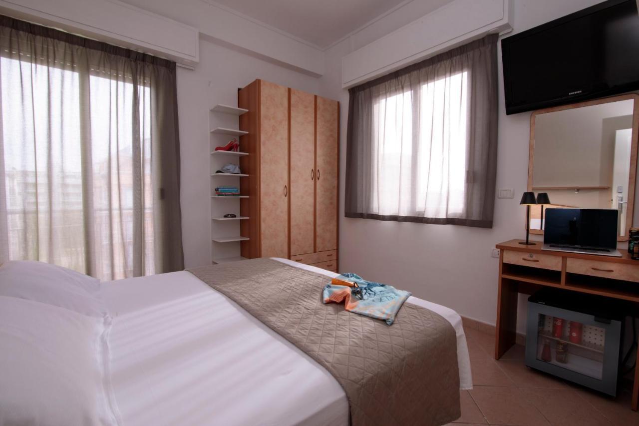 Hotel Holland Rimini Luaran gambar