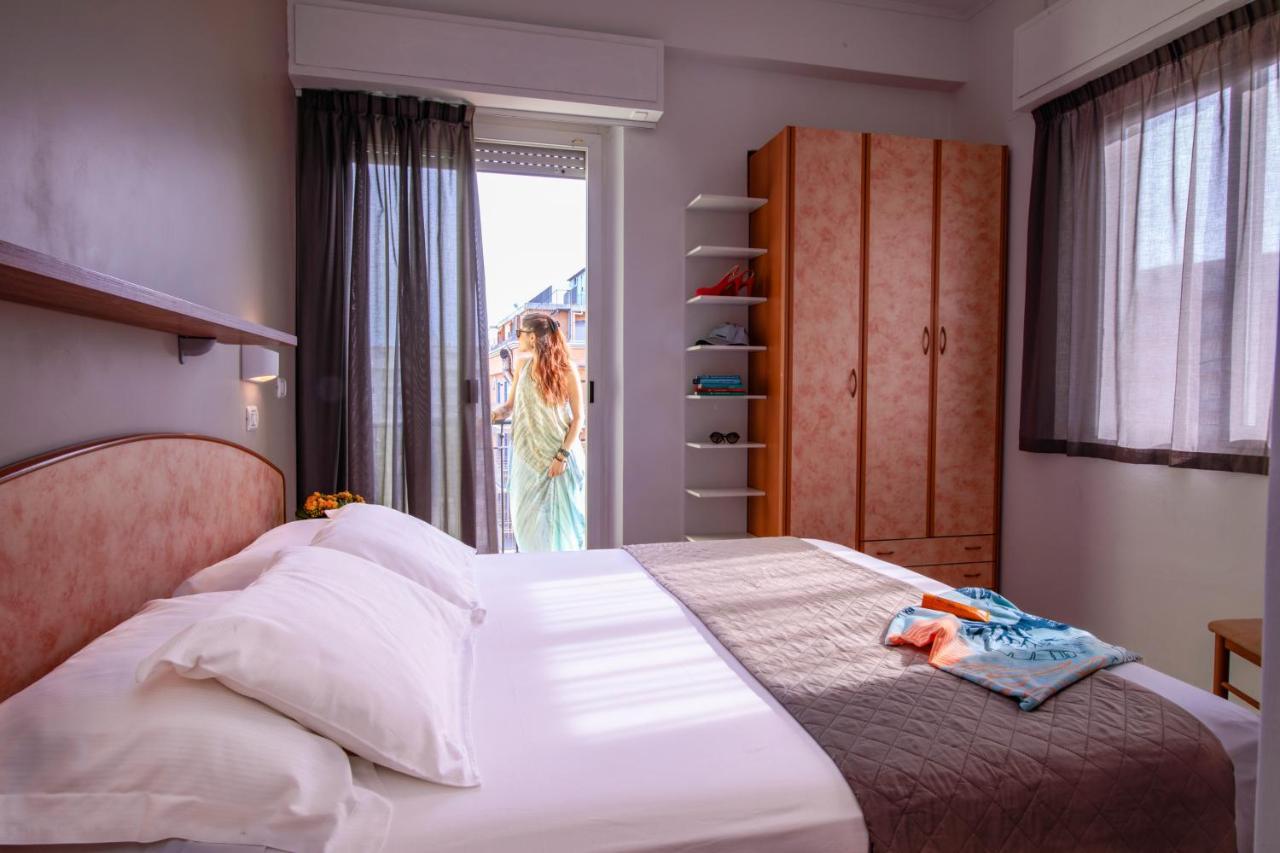 Hotel Holland Rimini Luaran gambar
