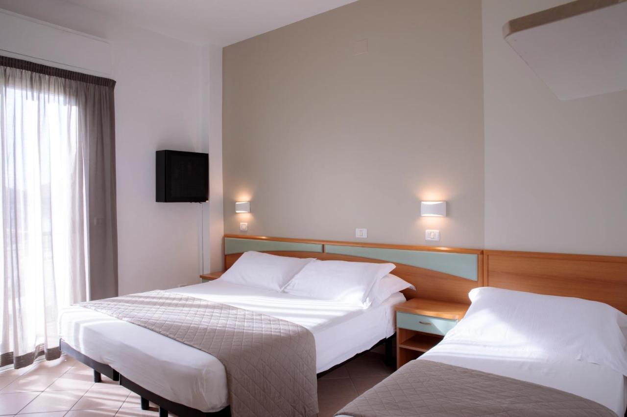 Hotel Holland Rimini Luaran gambar