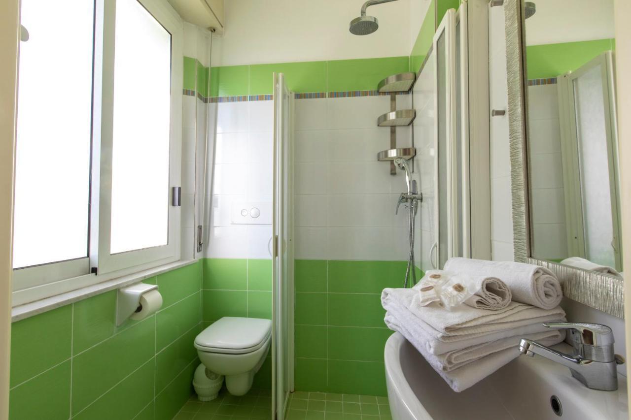 Hotel Holland Rimini Luaran gambar