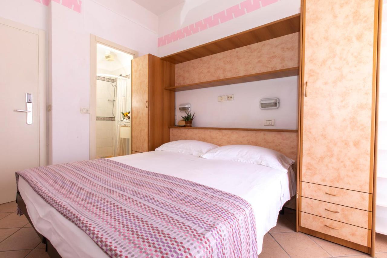 Hotel Holland Rimini Luaran gambar
